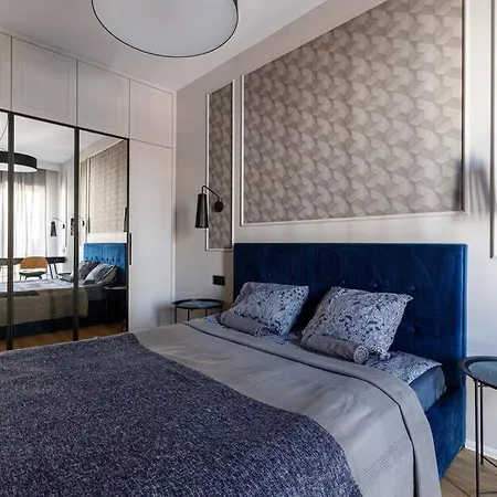 Close-urban Chic - Cozy And Modern Apartment- Jana Pawla Διαμέρισμα